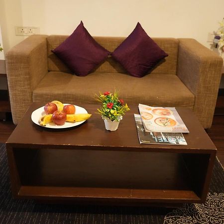 Hotel Clarks Collection Bhavnagar Buitenkant foto