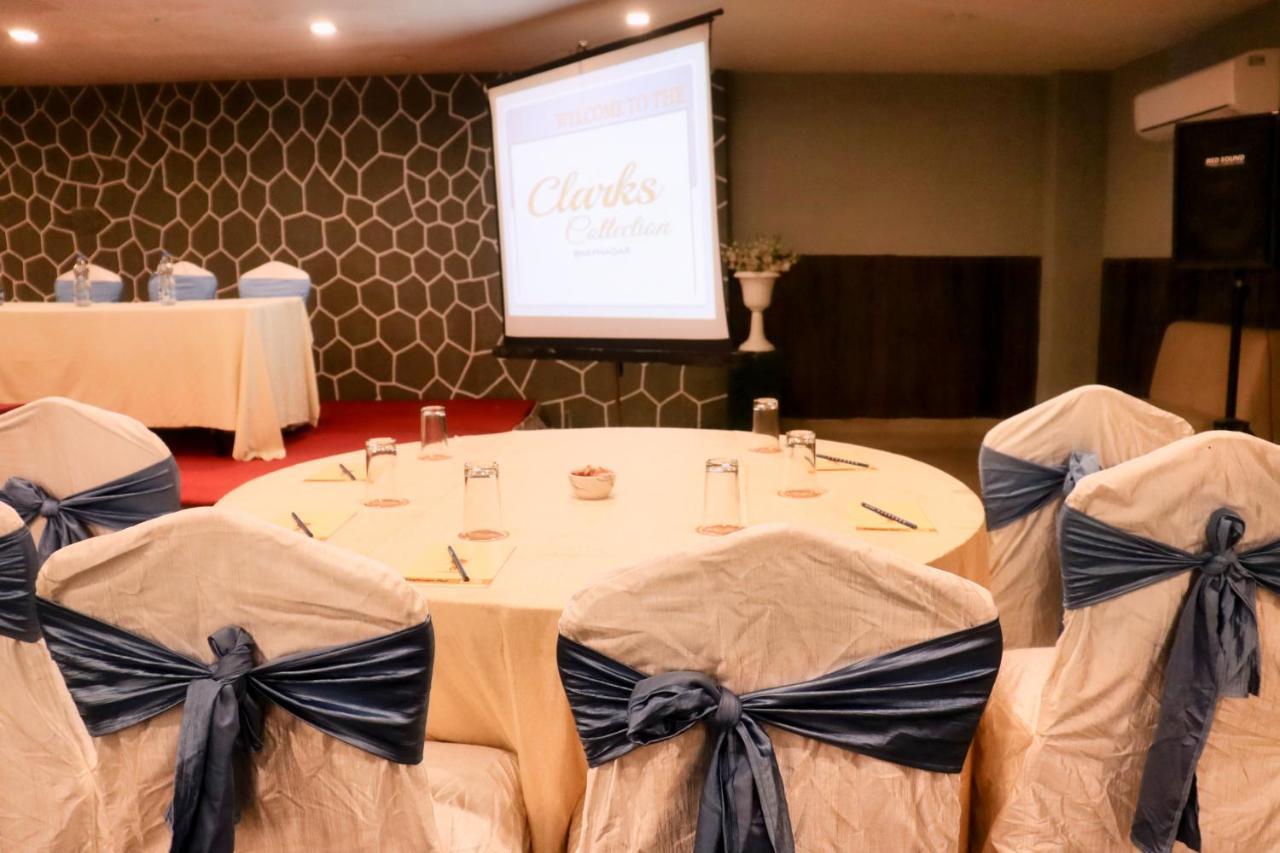 Hotel Clarks Collection Bhavnagar Buitenkant foto