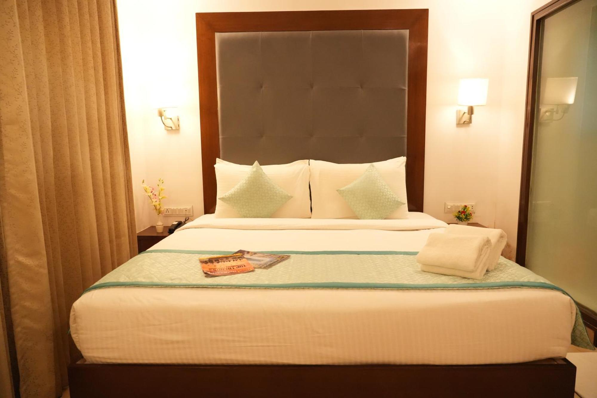 Hotel Clarks Collection Bhavnagar Buitenkant foto