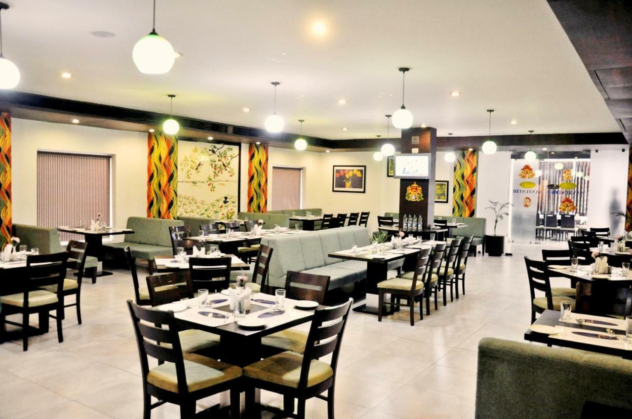 Hotel Clarks Collection Bhavnagar Buitenkant foto