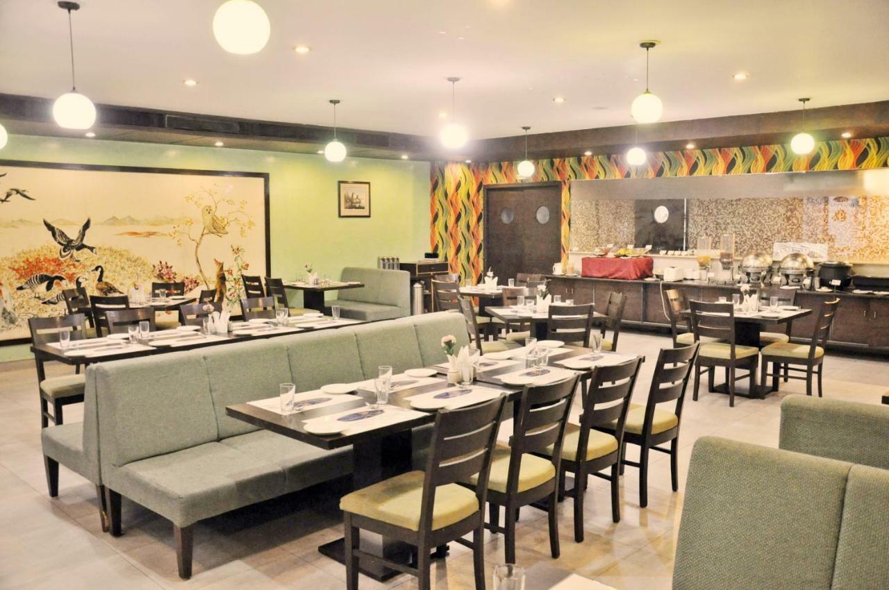 Hotel Clarks Collection Bhavnagar Buitenkant foto